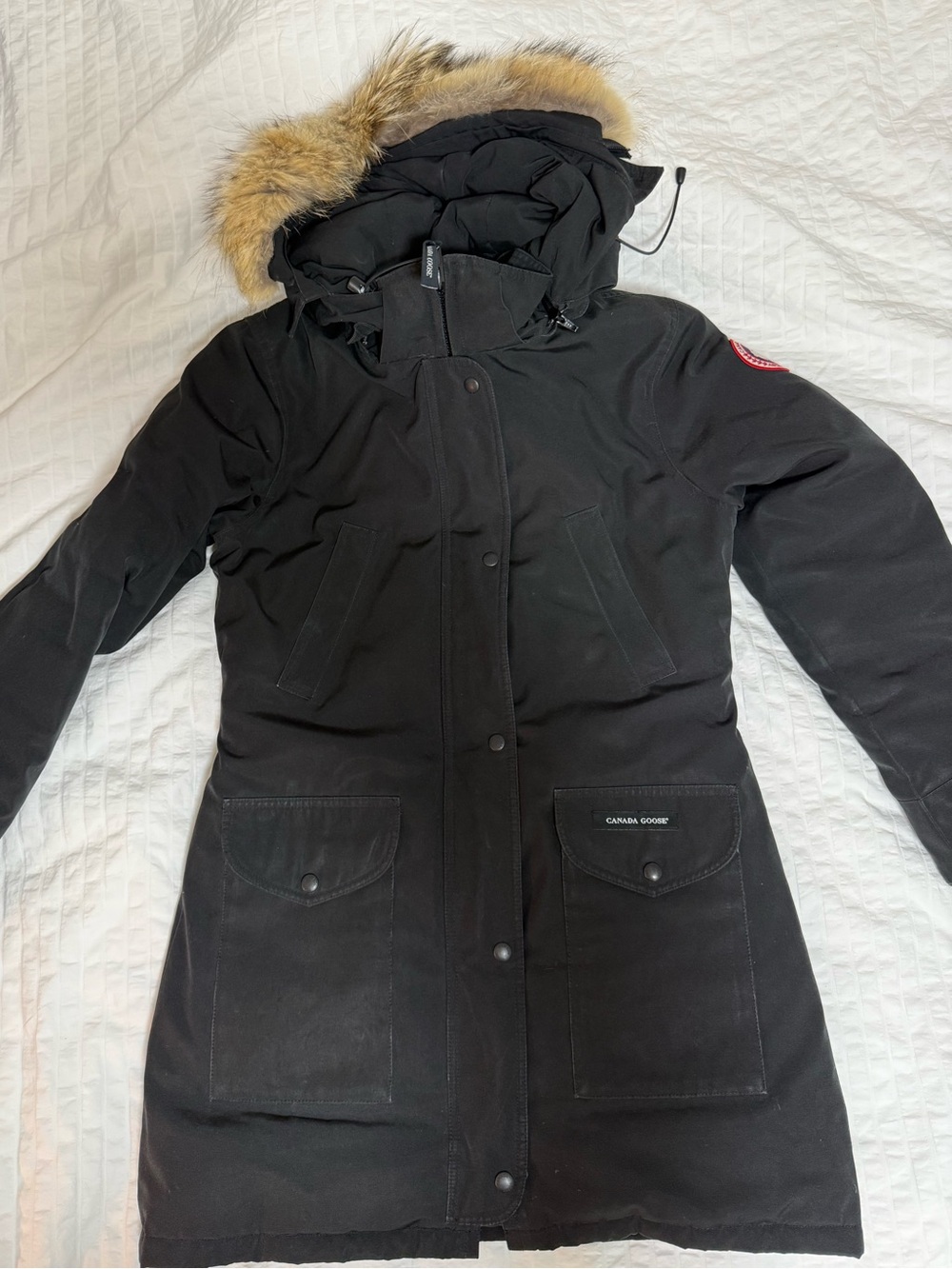 Canada Goose Woman’s Mid length Black Puffer Parka with Signature Red Badge